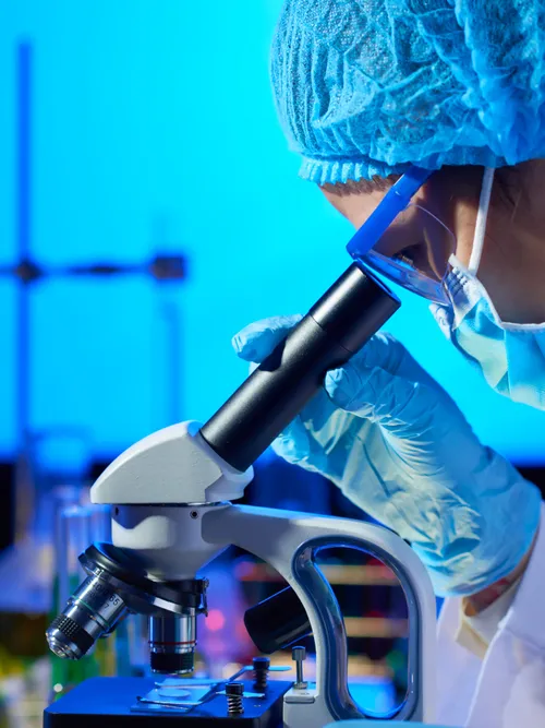 Microscope
